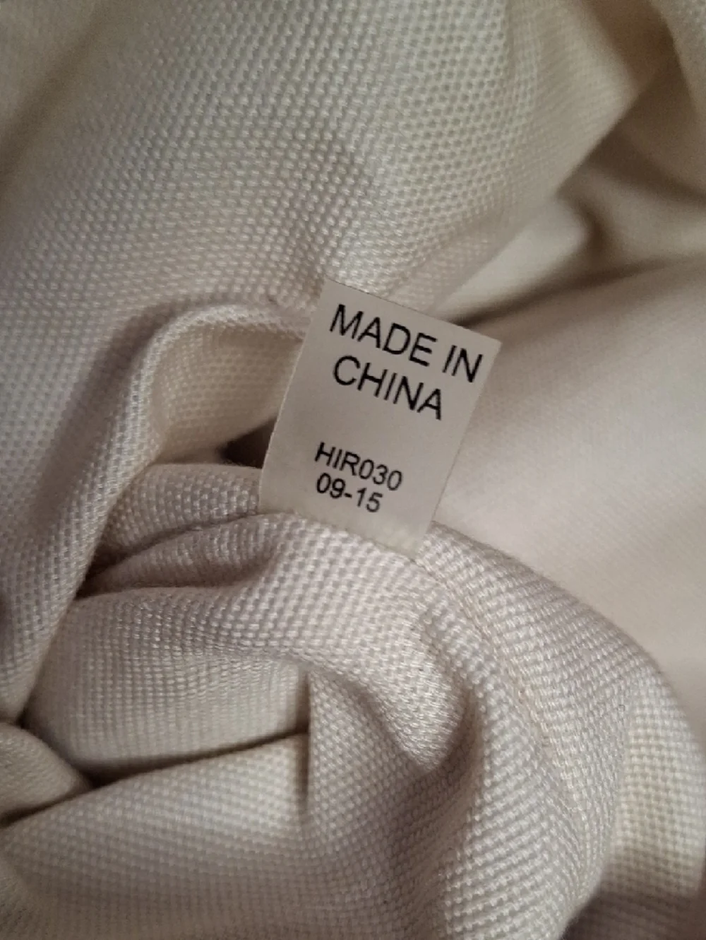 EUC Tory Burch Gold Raffia Shoulder Tote with Tassel - Picture 7 of 10